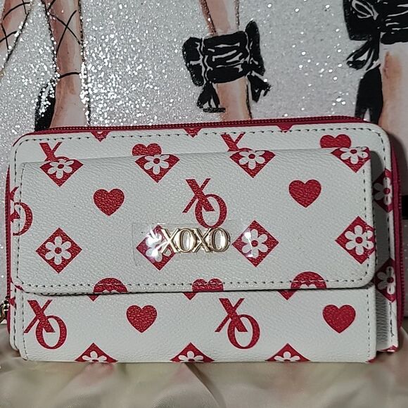 XOXO WITH LOG Zip Around Fashion Wallet! - Picture 7 of 7